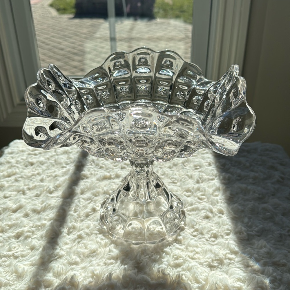 VINTAGE 19th CENTURY~PRISCILLA~PRESSED GLASS MOON~STARS~PRESSED COMPOTE~NICE~KCC